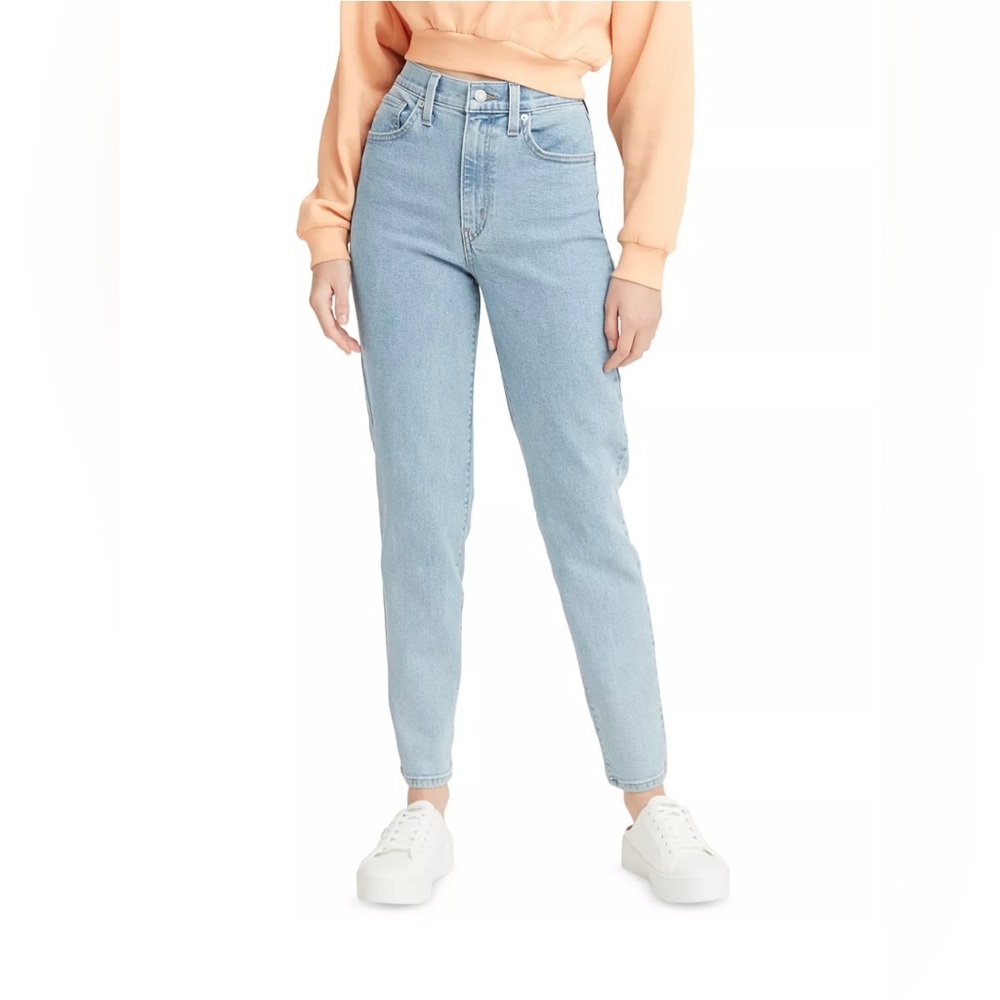 NWT Levi’s High Waist Mom Jeans in Summer Stray Size 26